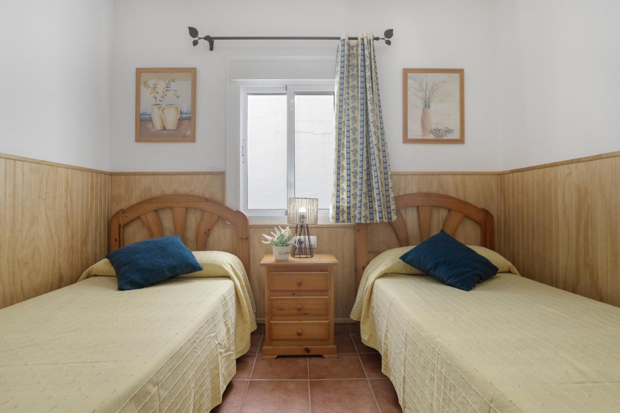 Apartamento Frank - Solo Familias Conil De La Frontera Luaran gambar
