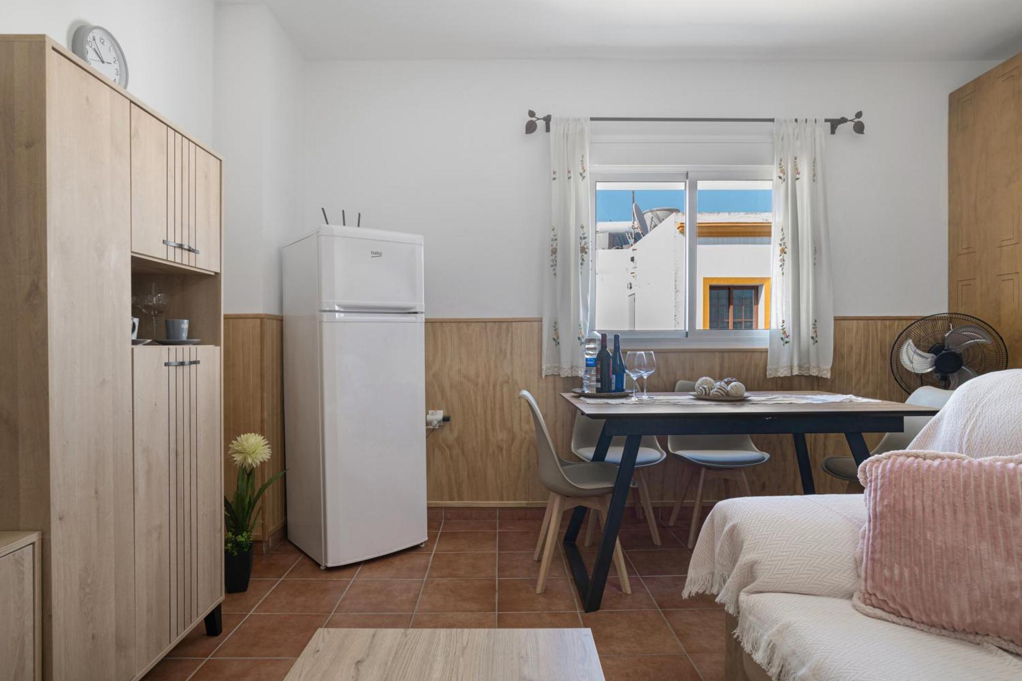 Apartamento Frank - Solo Familias Conil De La Frontera Luaran gambar