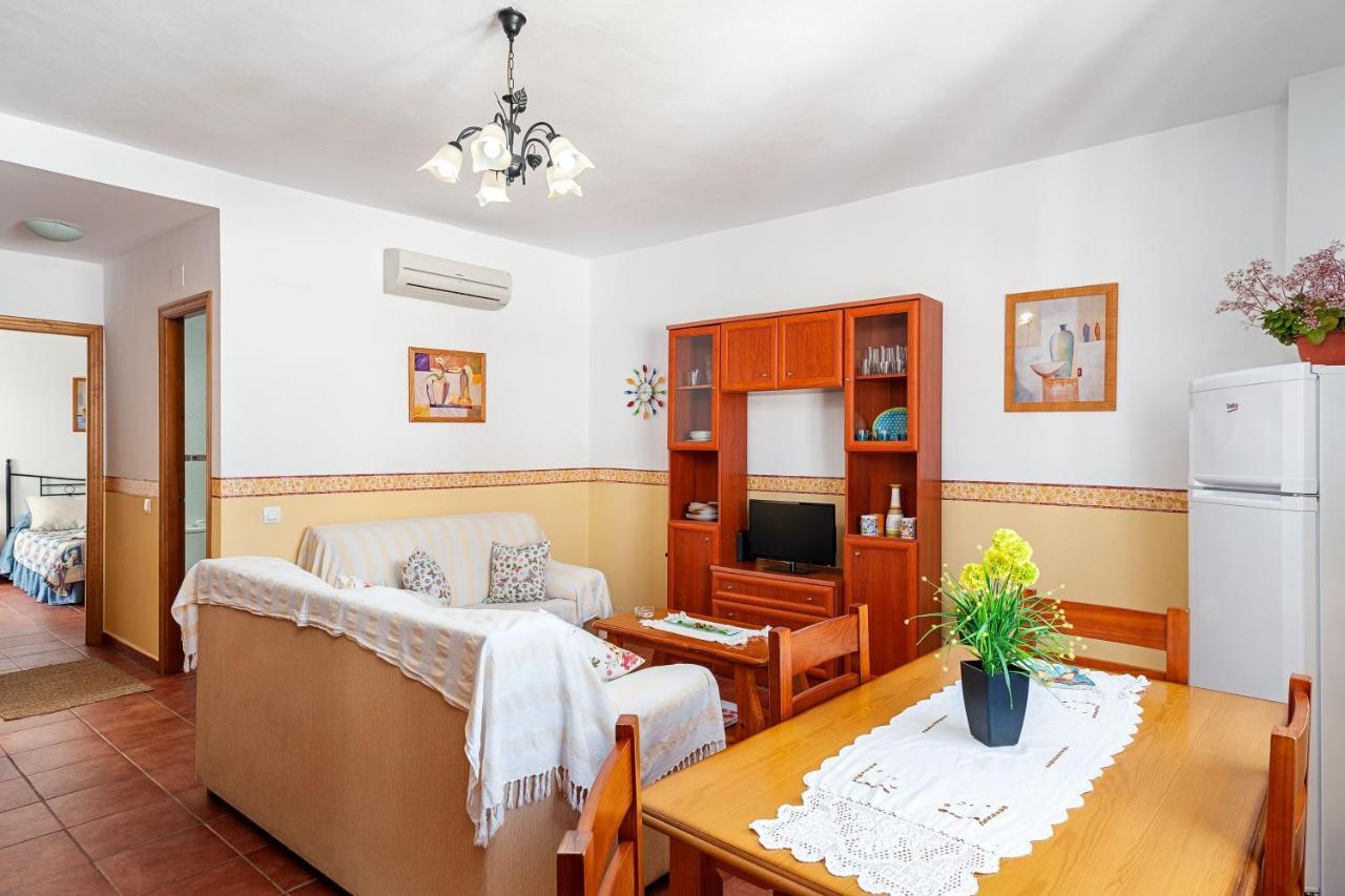 Apartamento Frank - Solo Familias Conil De La Frontera Luaran gambar
