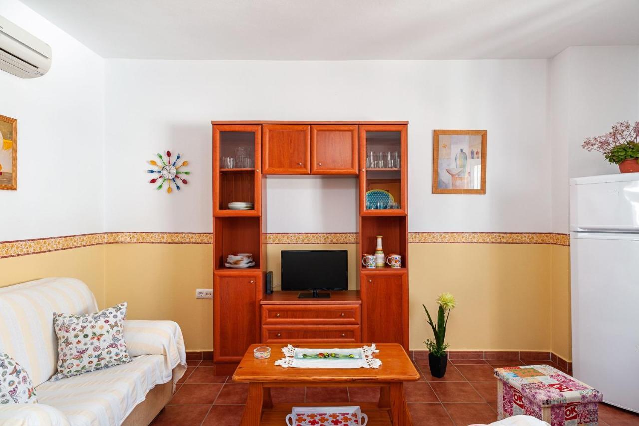 Apartamento Frank - Solo Familias Conil De La Frontera Luaran gambar
