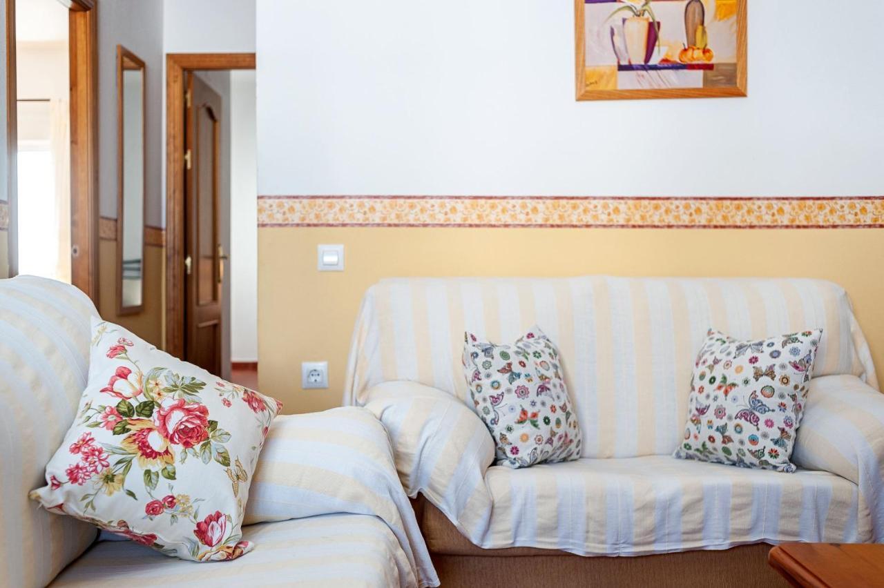 Apartamento Frank - Solo Familias Conil De La Frontera Luaran gambar