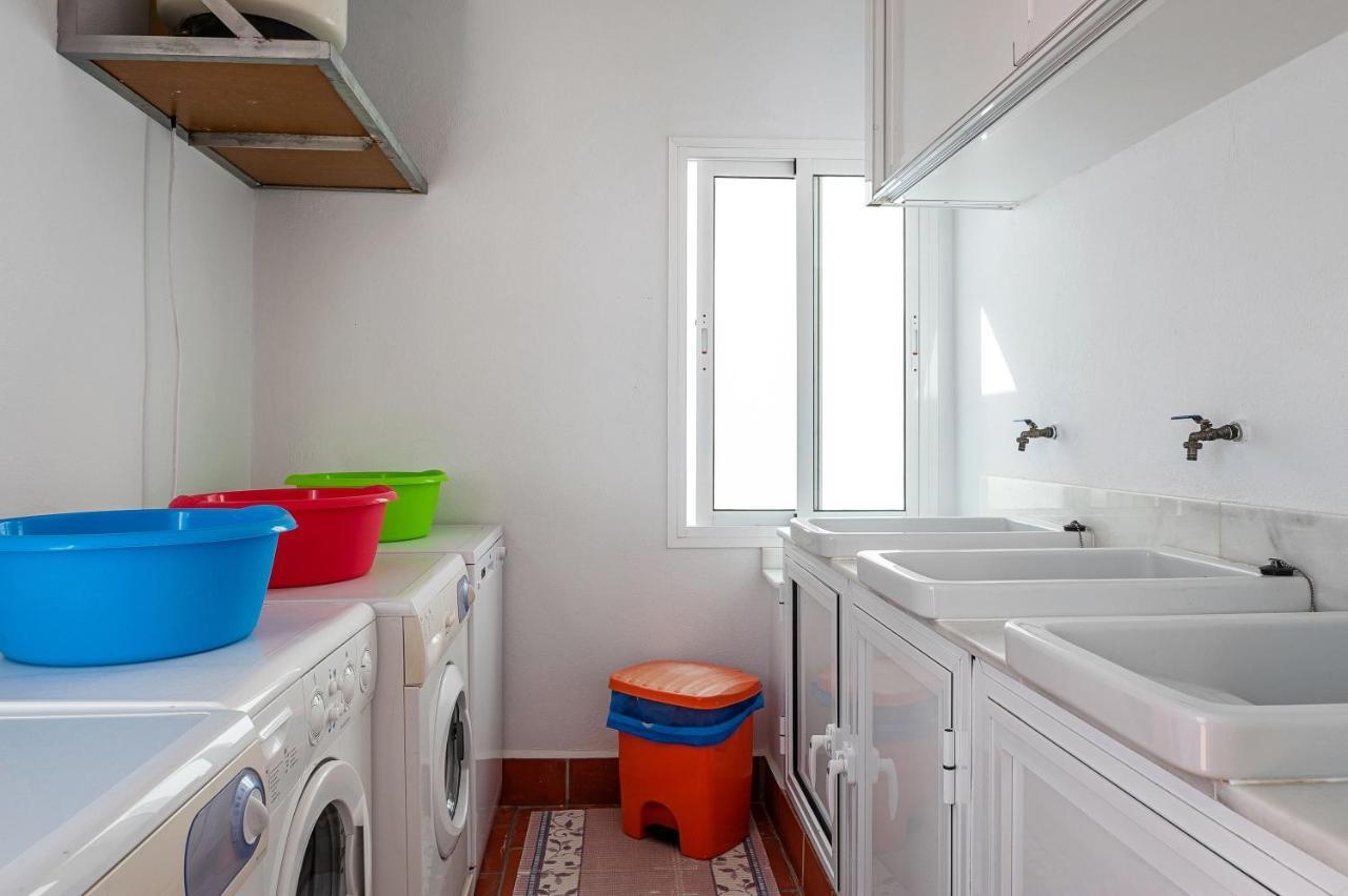 Apartamento Frank - Solo Familias Conil De La Frontera Luaran gambar