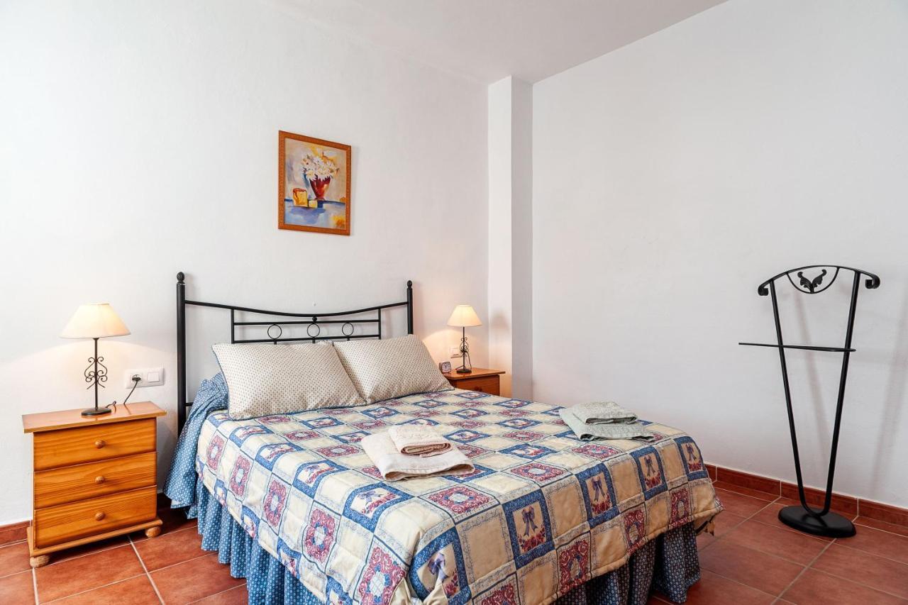 Apartamento Frank - Solo Familias Conil De La Frontera Luaran gambar